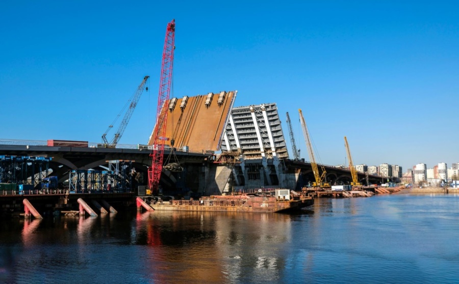 Первая навигация моста