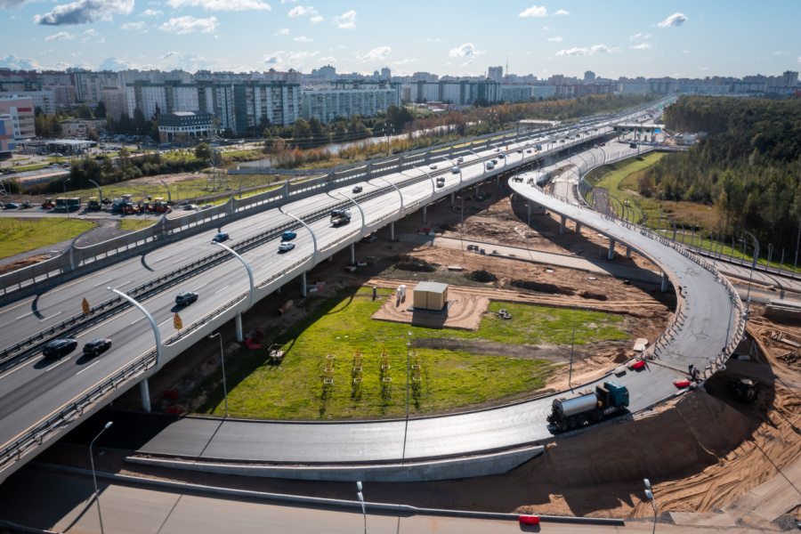 Широтная магистраль и разводной мост-рекордсмен