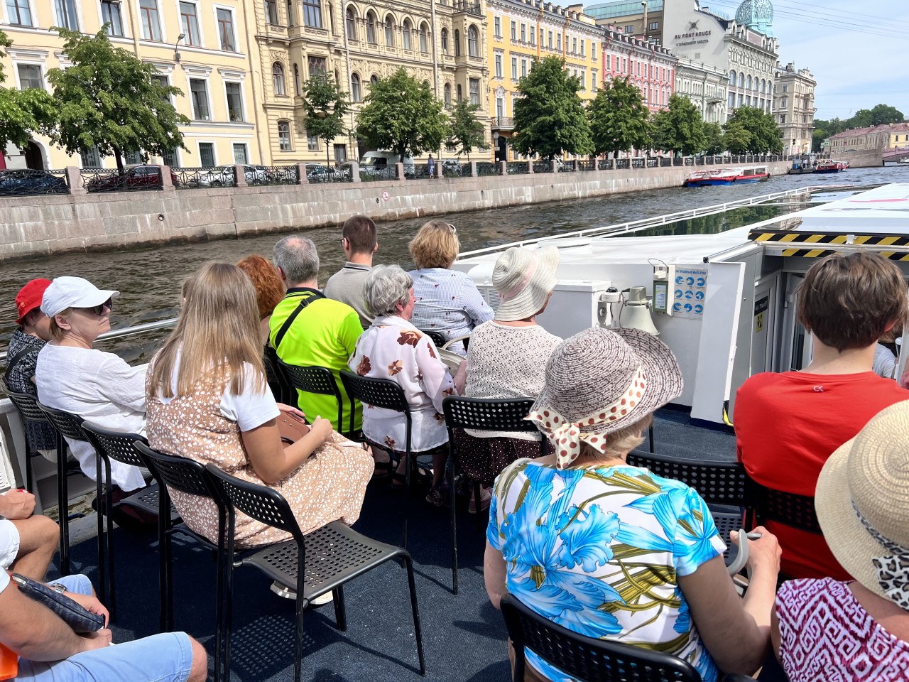 по рекам и каналам санкт петербурга